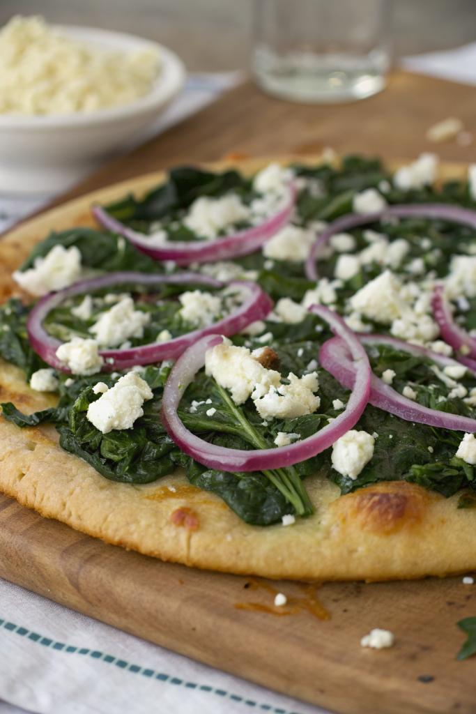 Quick Spinach and Feta Flatbread Pizza